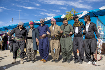 جشنواره شکرانه محصول انار شهرستان پاوه