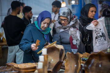 نمایشگاه صنایع دستی در کرمانشاه