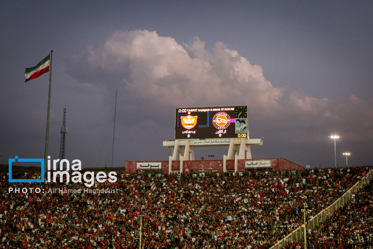 لیگ برتر فوتبال- تراکتور و پرسپولیس