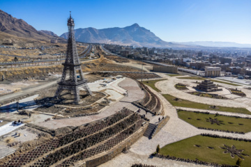 Le Malayer Mini World Complex, le plus grand parc miniature de l'Iran