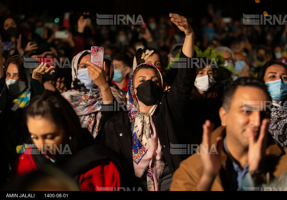 جشن میلاد خاتم الانبیاء در میدان آزادی