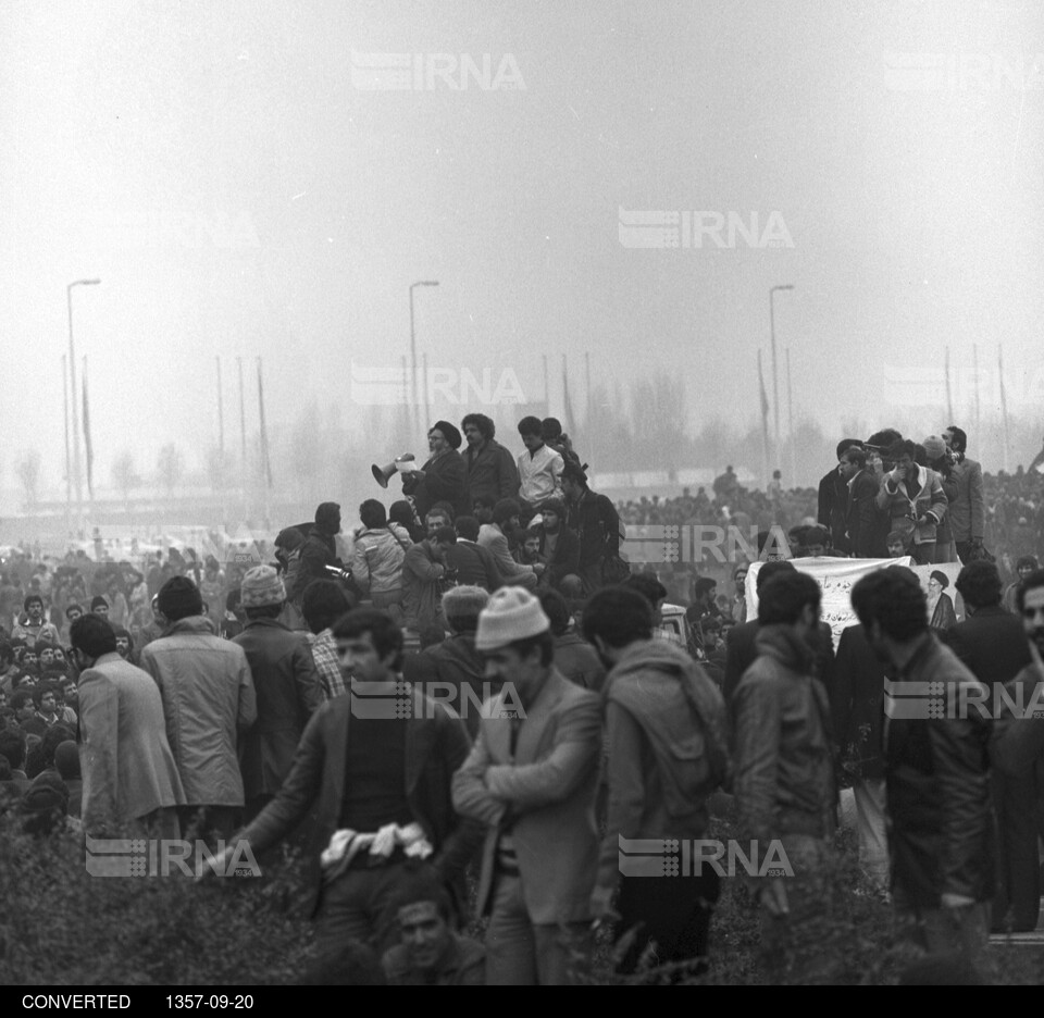 راهپیمایی مردم تهران در روز عاشورا سال 1357