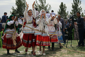 جشنواره بازی‌های محلی. روستای لنگر در مازندران. عکاس: وحید خادمی