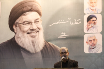 Commémoration du 40ème jour du martyre de Nasrallah au sanctuaire sacré de l'Imam Khomeini de Téhéran