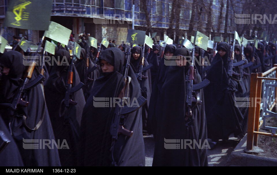 راهپیمایی بمناسبت روز زن