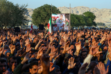 تشییع پیکر شهید «حمزه جهاندیده»