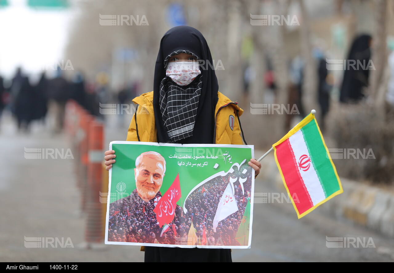 حضور دهه نودی‌ های بجنورد در جشن انقلاب