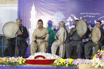 مراسم مولودی خوانی در مسجد جامع سنندج