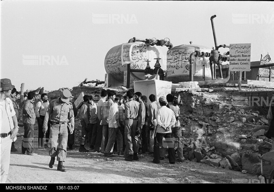 بازدید خبرگاران خارجی از خرمشهر و هویزه - جبهه های جنوب - عملیات بیت المقدس