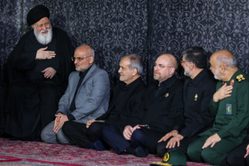 “Jotbe Jani” en el santuario del Imam Reza (P)