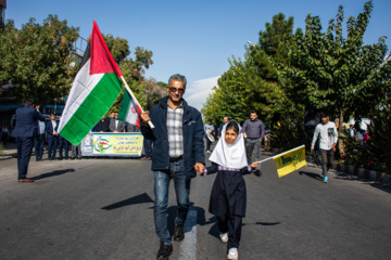 Las marchas del 13 de Aban en todo Irán