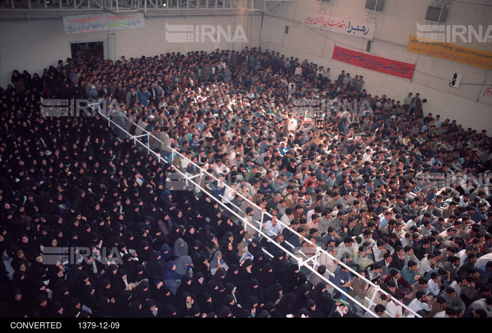دیدار رهبر معظم انقلاب اسلامی با دانشجویان دانشگاه صنعتی امیرکبیر