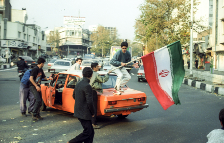 صعود تاریخی فوتبال  ایران به جام جهانی هشتم آذر ۷۶ ؛ از ملبورن تا خیابان های پرشور ایران