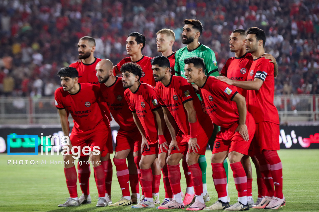 لیگ برتر فوتبال- تراکتور و پرسپولیس