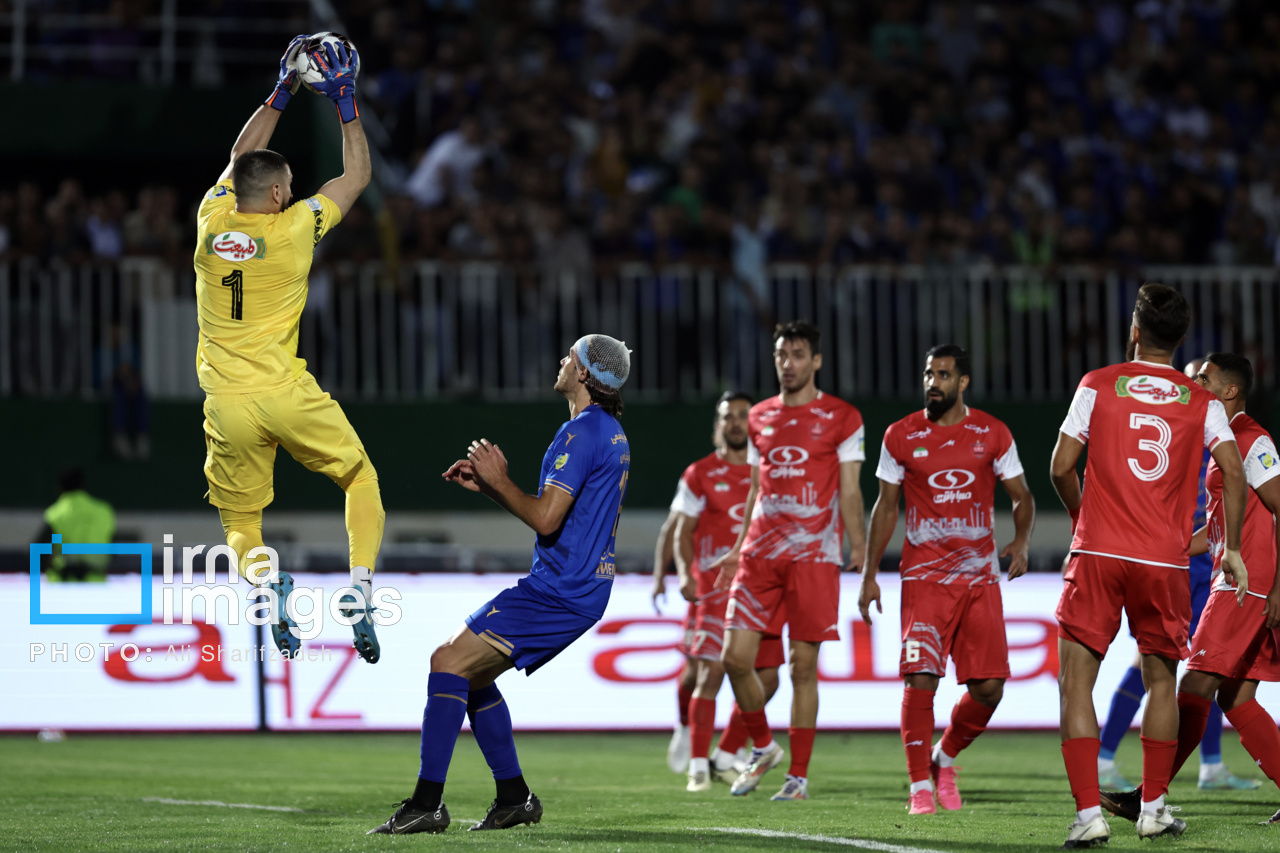 لیگ برتر فوتبال- استقلال و پرسپولیس