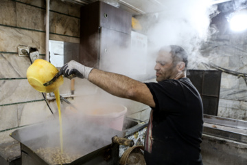 Compras para la noche de Yalda en Teherán