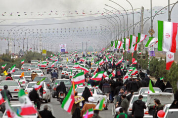 راهپیمایی خودرویی 22 بهمن در قم