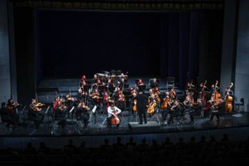 L'orchestre de chambre de Saint-Pétersbourg se produit à Téhéran 