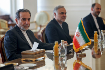 Meeting of Iranian, Qatari foreign ministers