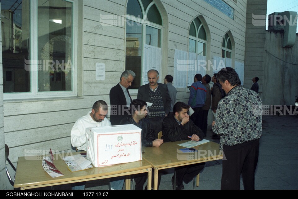 شرکت مردم درانتخابات شوراها