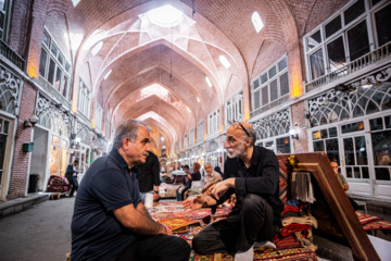 چLa casa de té Mozafariye en Tabriz 