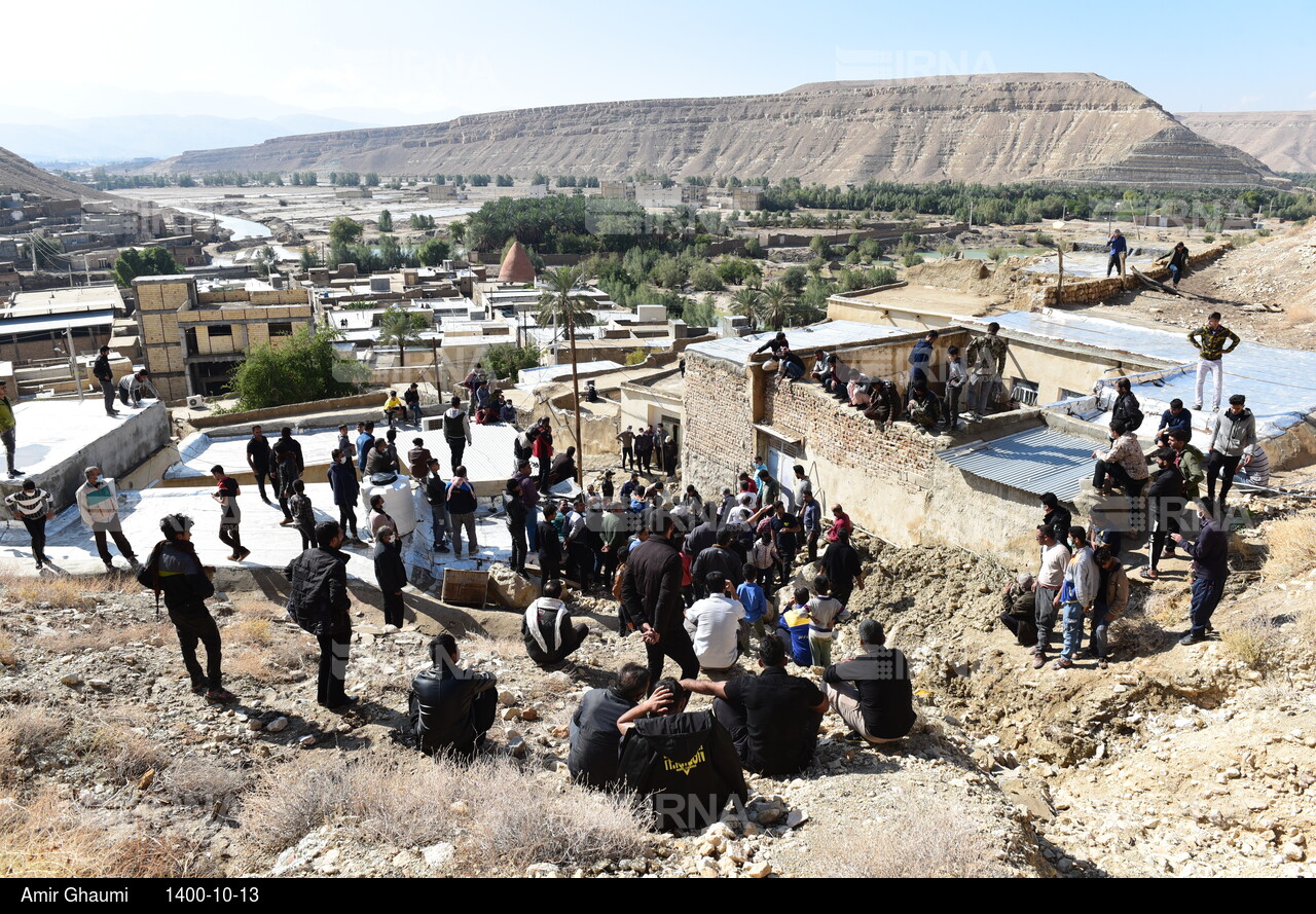 مرگ جوان لاری به علت ریزش کوه ناشی از باران شدید