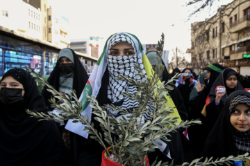 110 000 membres des forces Basij organisent un exercice pro-palestinien à Téhéran