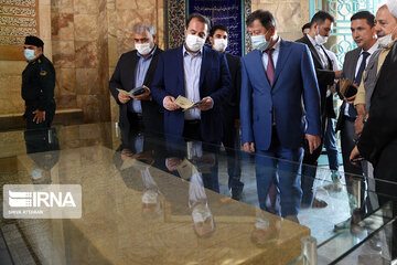 Tajikistan interior minster visits Tomb of Saadi