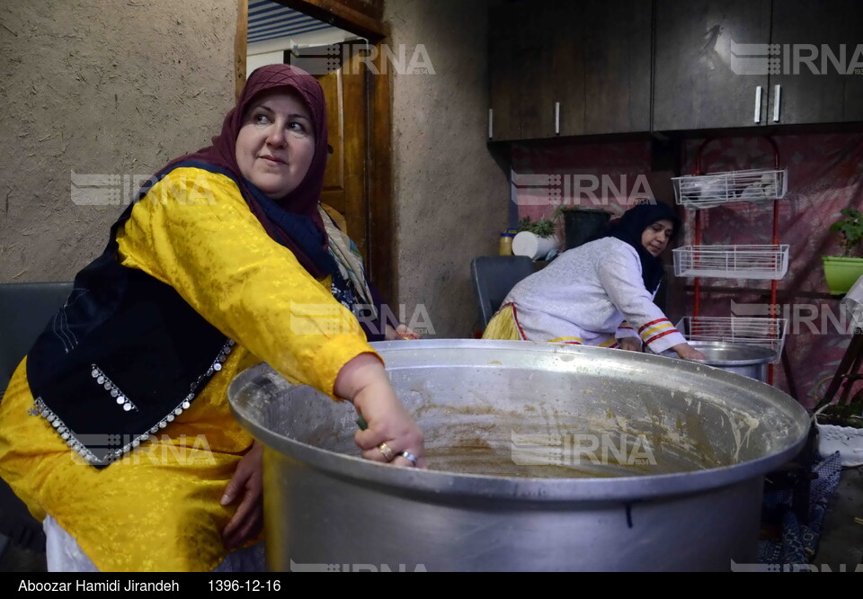 غذاهای محلی - پخت سمنو در روستای اسطلخ جان گیلان