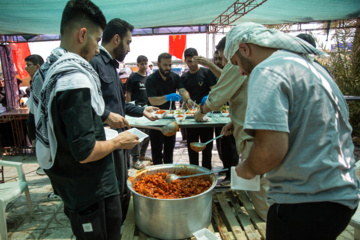 تردد زائران در مرز خسروی