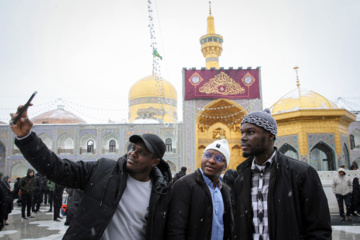 Chute de neiges à Mashhad dans le nord-est iranien 