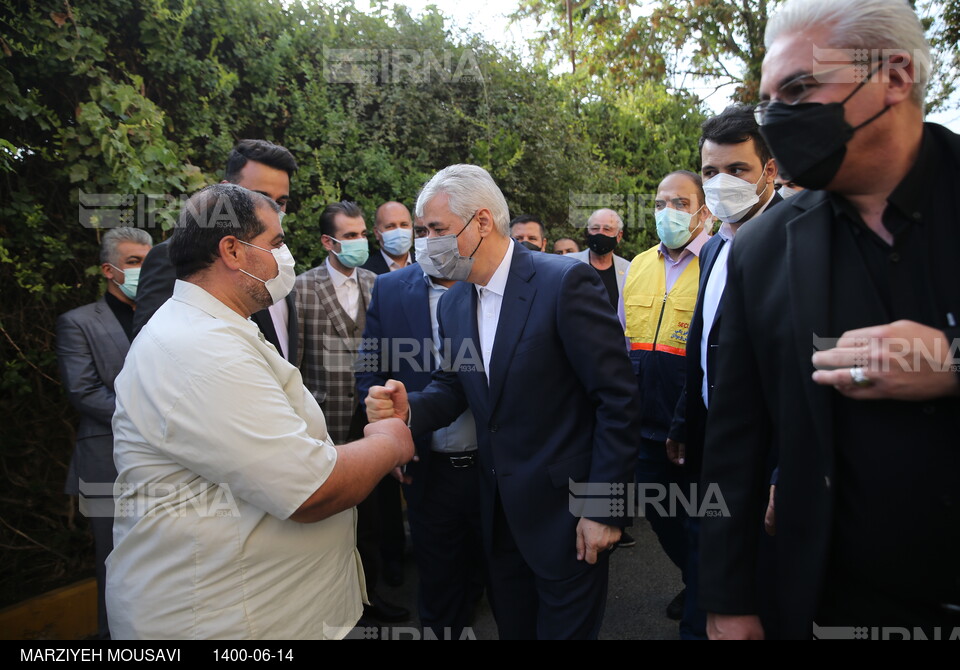 بازدید وزیر ورزش از مجموعه دوومیدانی آفتاب انقلاب