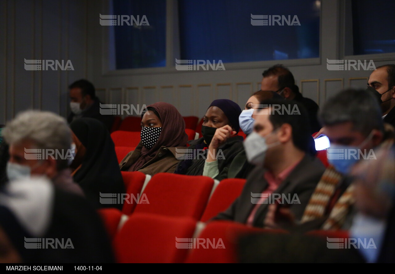 مراسم بزرگداشت روز زن در تالار وحدت