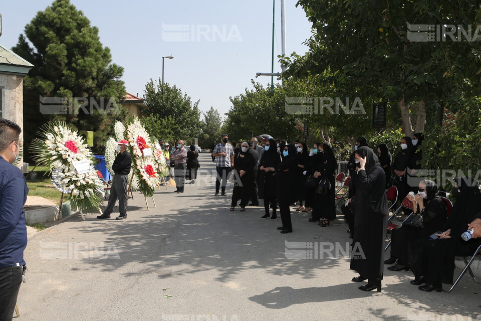 مراسم تشییع و خاکسپاری پدر کویرشناسی ایران پرفسور پرویز کردوانی