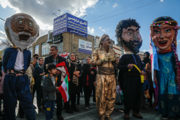 کارناوال عروسکی جشنواره تئاتر کردستان