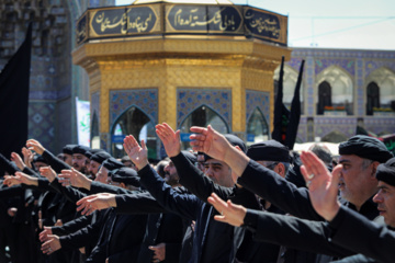 Mashhad, de luto por el aniversario del fallecimiento del Profeta del Islam