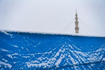 بارش برف در قم