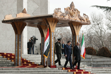 El presidente iraní recibe oficialmente al primer ministro de Irak