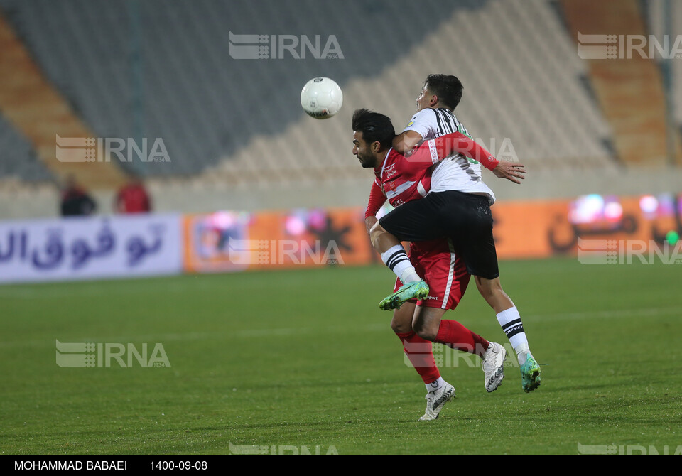 دیدار تیم فوتبال پرسپولیس و نفت مسجدسلیمان