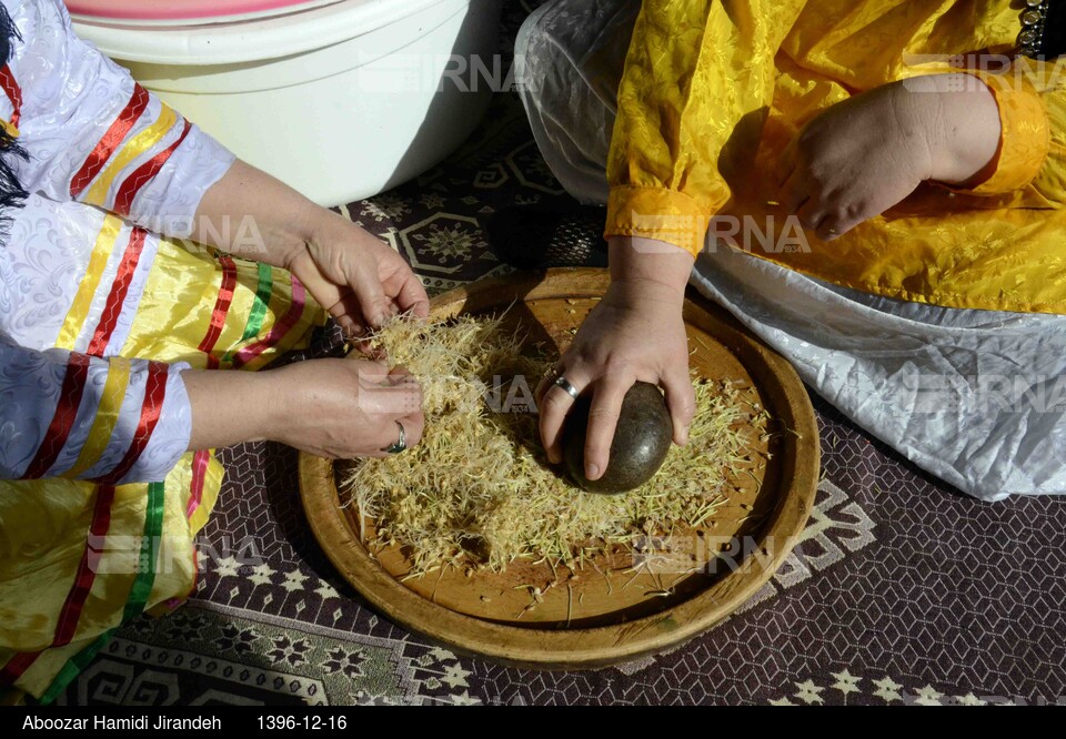 غذاهای محلی - پخت سمنو در روستای اسطلخ جان گیلان