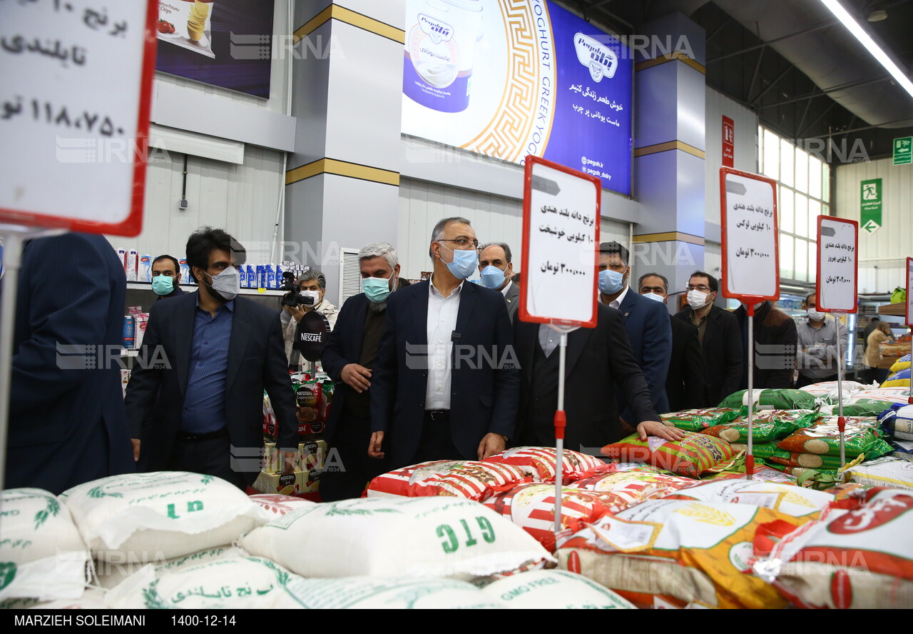 بازدید شهردار تهران از بازار میوه تره بار جلال آل احمد