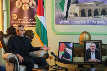 Iran acting FM visits Hamas office