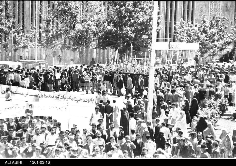 راهپیمایی به مناسبت سالگرد قیام ۱۵ خرداد ۴۲ در همدان