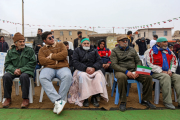 Festival local de jeux dans Khorāsān du Nord