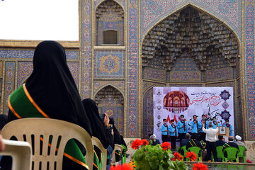 جشن همدلی در مسجد نصیرالملک  شیراز