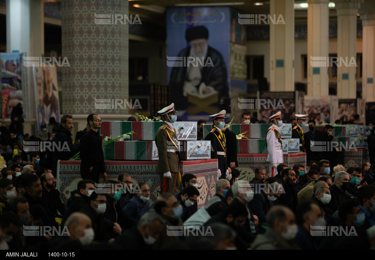 وداع با ۱۵۰ شهید گمنام دفاع مقدس در مصلی امام خمینی(ره) تهران