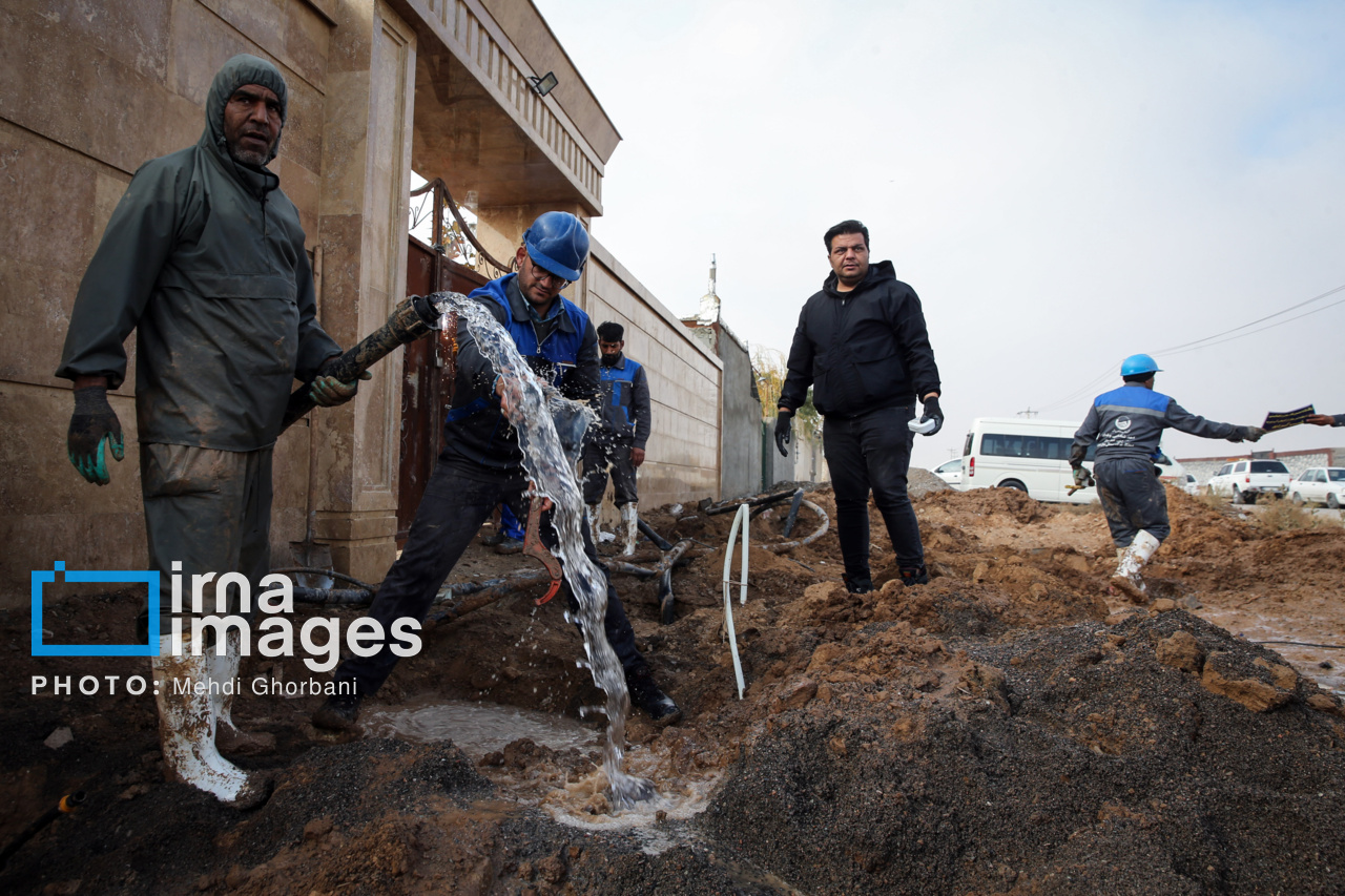 ۲۴۱ انشعاب غیرمجاز آب روستایی در حاشیه شهر مشهد شناسایی شد