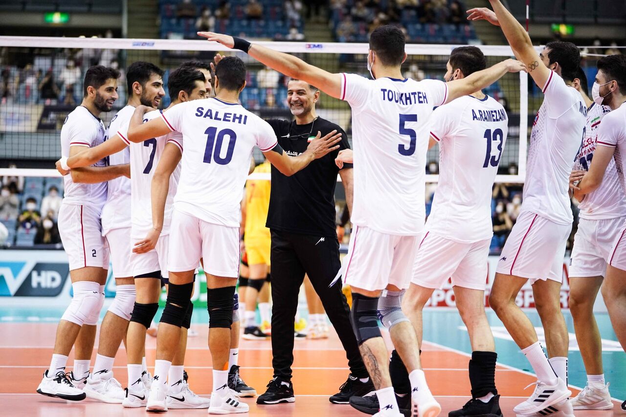 Iran’s volleyball team hits China to qualify for world champ