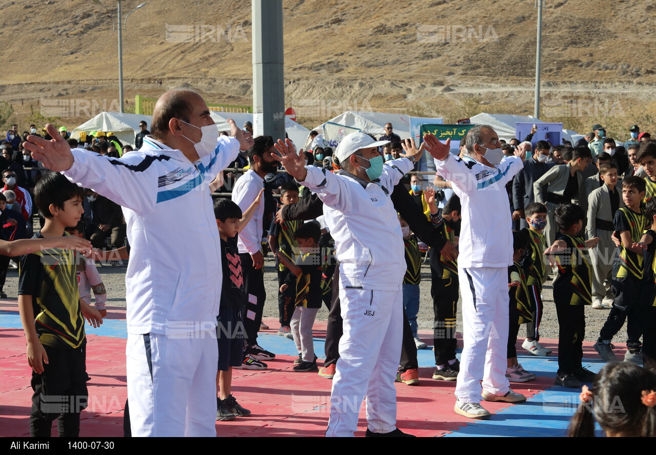 سفر وزیر ورزش و جوانان به استان مرکزی - همایش پیاده روی خانوادگی