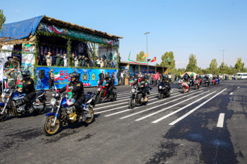 Le défilé des forces armées iraniennes à l’occasion de la Semaine sacrée de la défense